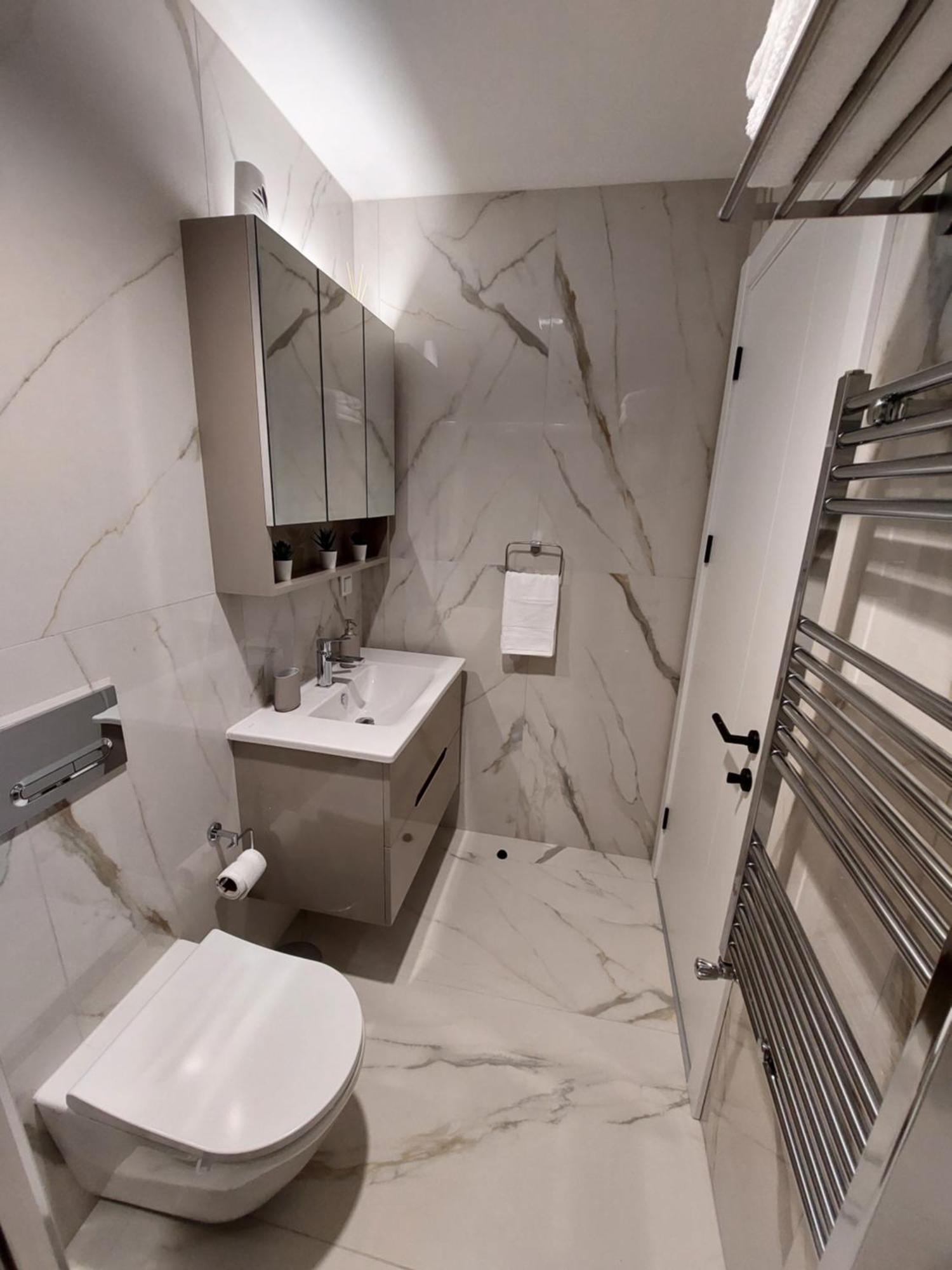 Anika Luxury Apartment At Diamond Center Skopje Zewnętrze zdjęcie
